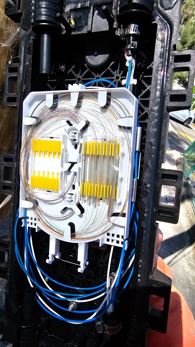 Bandeja de empalmes de fibra óptica